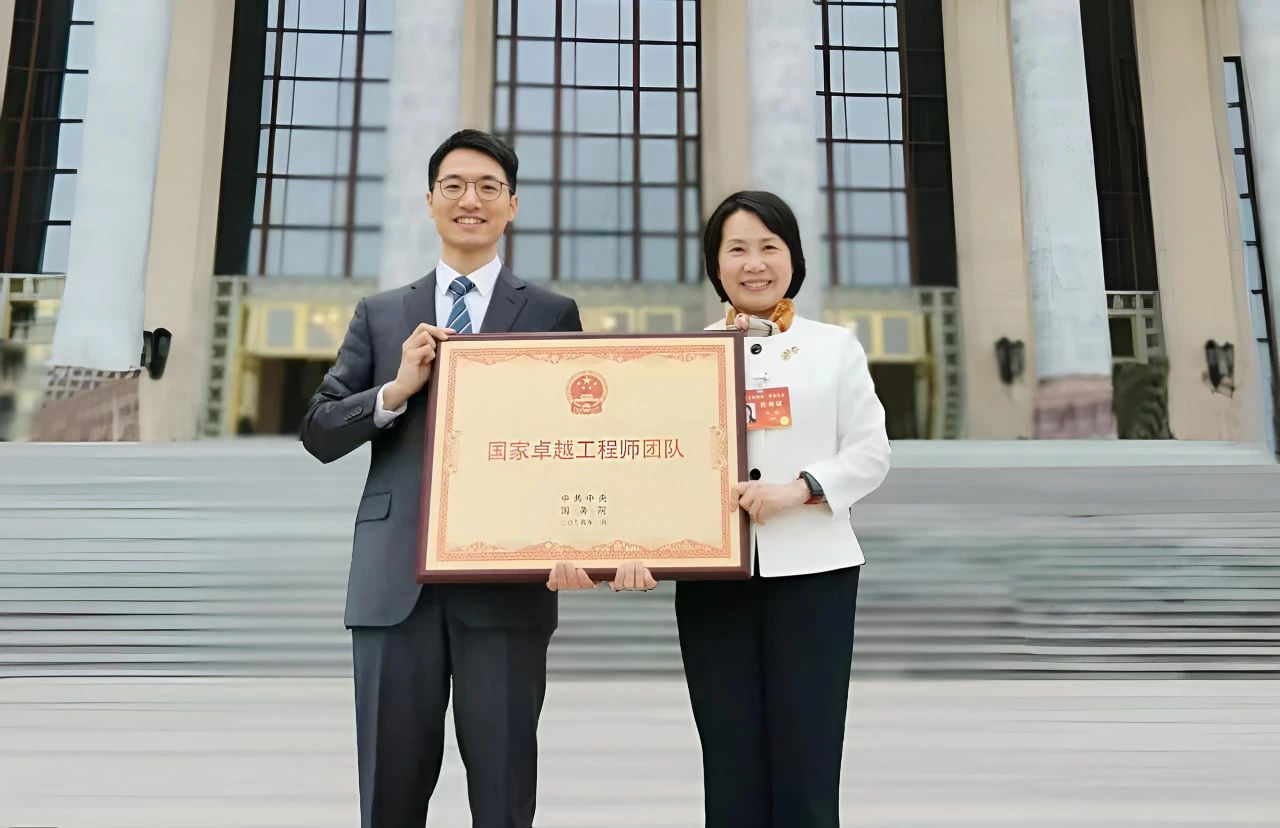 冯远016.jpg 冯远016.jpg