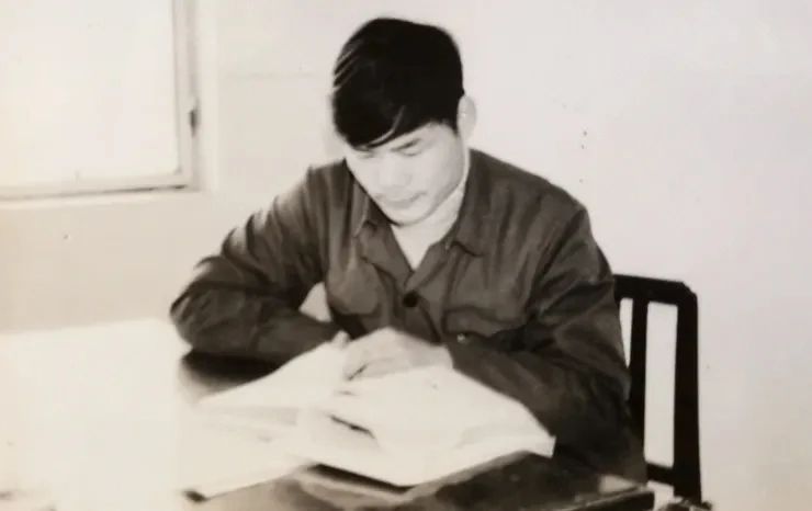 叶浩文222.jpg 叶浩文222.jpg