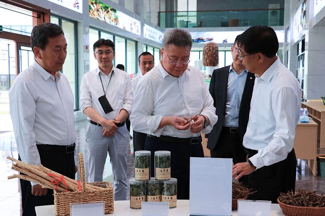 帮扶1111.jpg 帮扶1111.jpg