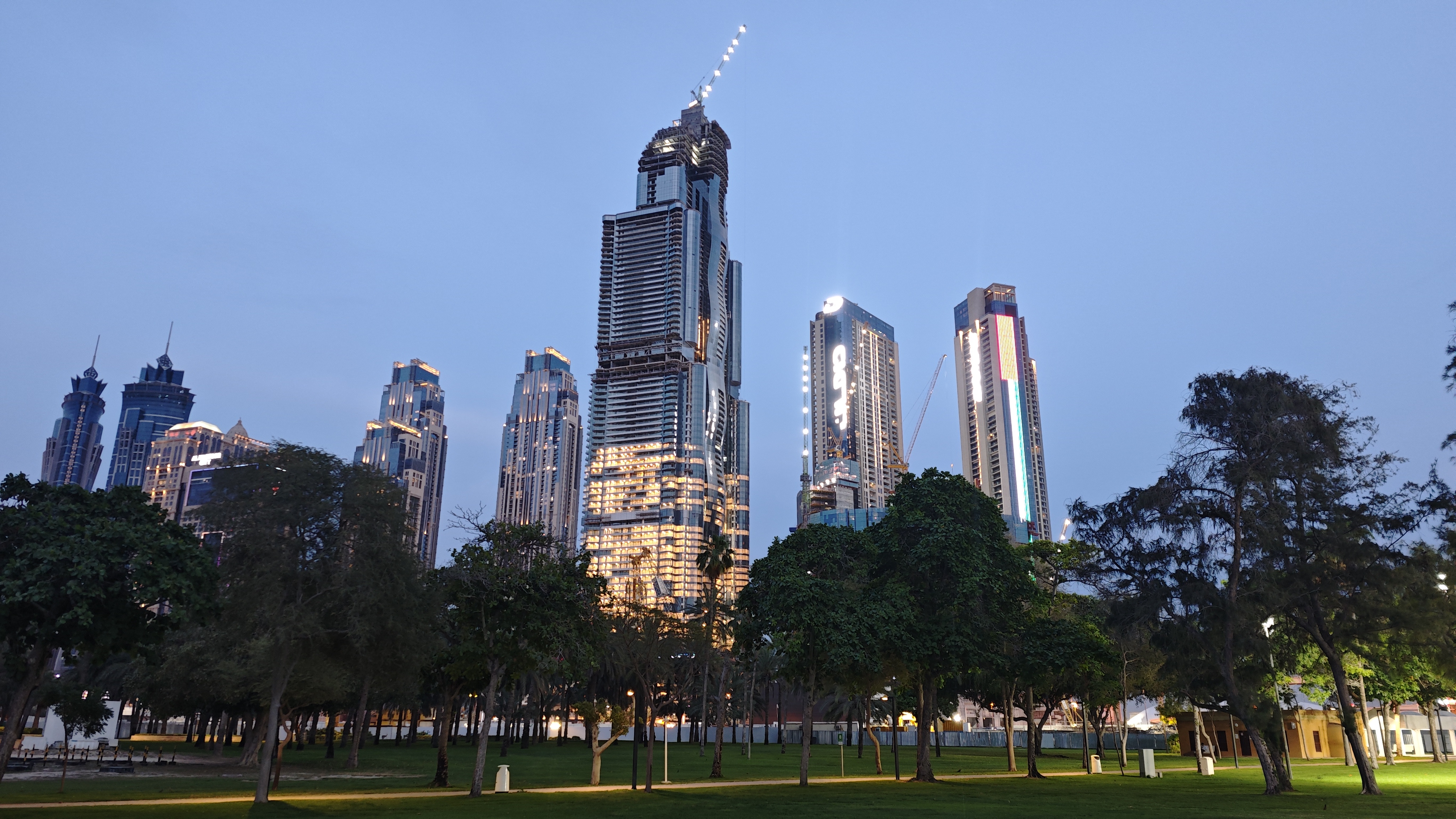 项目形象进度照4.24.jpg
