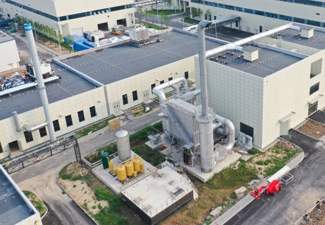 汽车7.jpg 汽车7.jpg